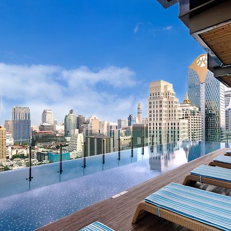 Hotel Indigo Bangkok Wireless Road By Ihg Banguecoque Exterior foto The rooftop pool at The Standard, East Village