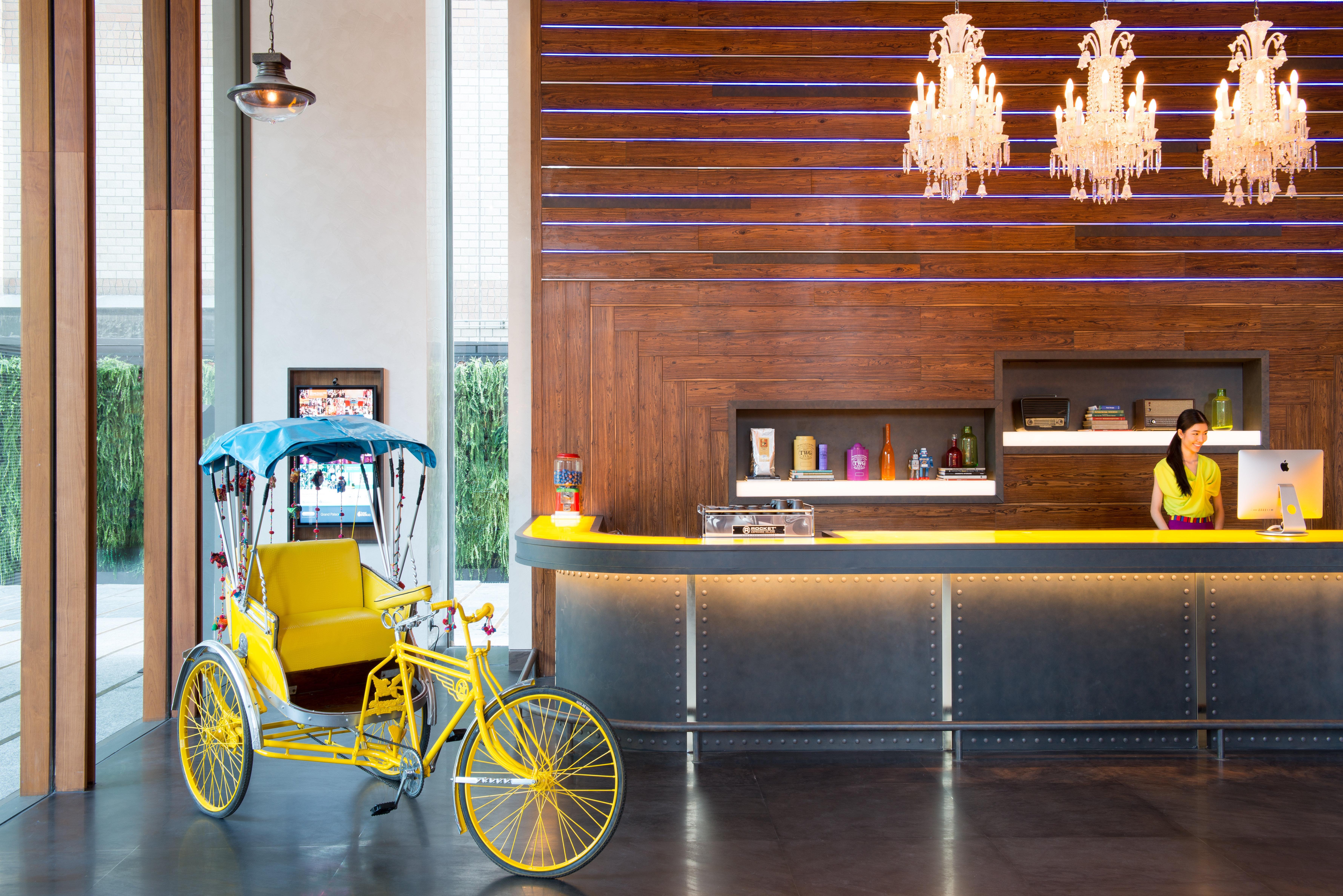 Hotel Indigo Bangkok Wireless Road By Ihg Banguecoque Exterior foto The lobby of the hotel