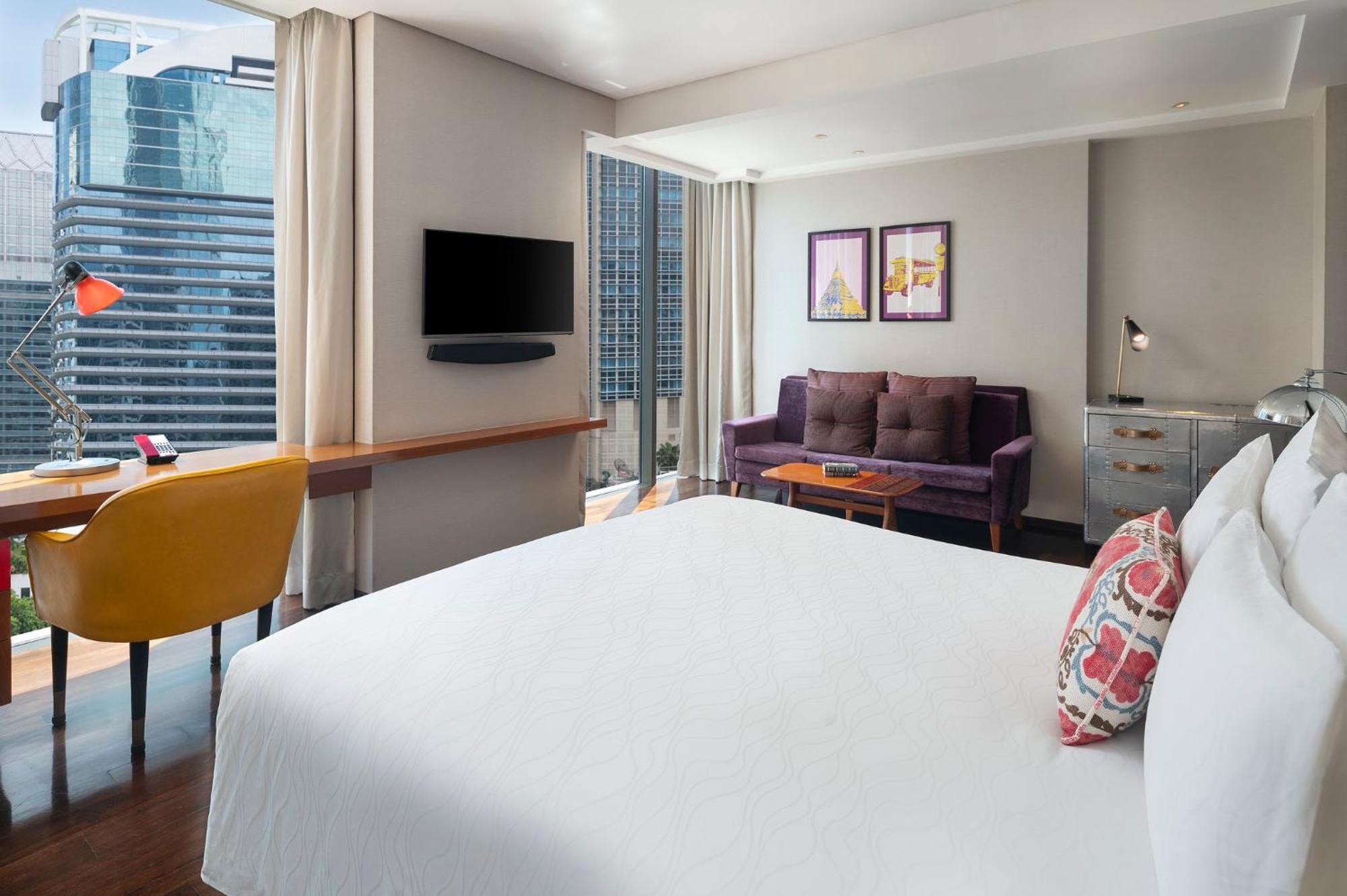 Hotel Indigo Bangkok Wireless Road By Ihg Banguecoque Exterior foto A room at the hotel